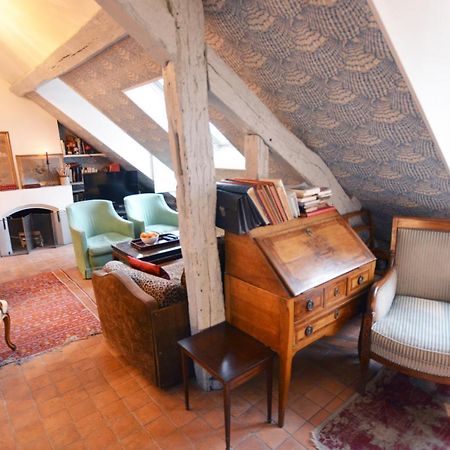 Charming Studio Near Louvre Париж Экстерьер фото